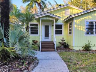 Florida Craftsman Home near Downtown Sarasota - 0