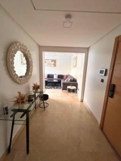 Elegant cocoon-private pool Bouskoura Green City - 2