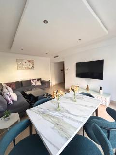 Elegant cocoon-private pool Bouskoura Green City - 2