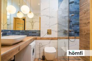 Colorful Corner Apartment - homfi collection - 2