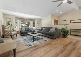 Hot Tub and Game Room 15 mi to Yosemite South Gate - 9