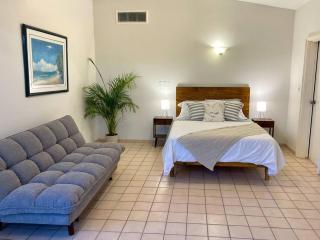 Garden and Pool Casita - 9