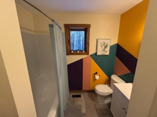 Private 2BR Forest Suite with Hot tub, pond, 17 acres of trails - 4