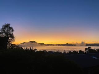 The Villa - Summer Retreat with Amazing Lake Views - 5