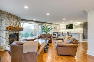 Great for Groups Home 3 Mi to Dtwn Springfield! - 6