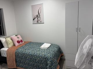 Charming & Cozy Apartment in the Heart of Auckland - 2 bd-2 bth-free carpark - 2