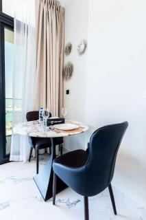 Cozy Studio Apt with balcony - 7