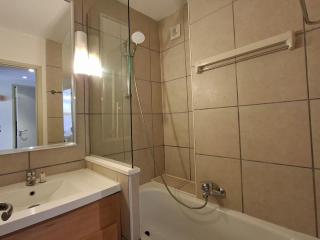 Appartement lumineux 2 pièces, proche des pistes avec balcon - FR-1-425-175 - 6