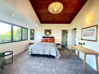 Iconic Taupō Views - 7