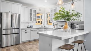 Rooftop Deck w Hot Tub Near Dining Ski Slopes The Lookout by AvantStay - 6