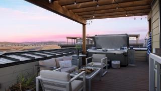 Rooftop Deck w Hot Tub Near Dining Ski Slopes The Lookout by AvantStay - 7