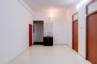 Hotel O by OYO Shyam Palace - Hasanganj - 1