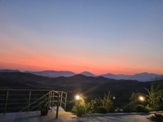 Villa Panorama - Private Swimming Pool & Parking - 2