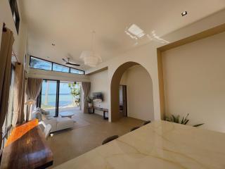 Beach front villa - 4