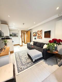 Cozy Courtyard Property Located at the Heart of London - Londra - 0