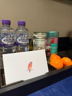 Cozy Courtyard Property Located at the Heart of London - 4