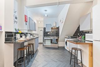 Convenient Flat By GDE Properties Contractors Accommodation Near QMC & Universities Nottingham - 1