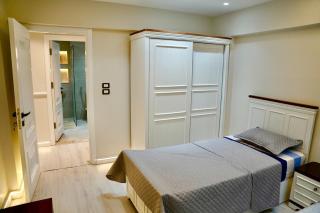 3-Bedroom Short-Stay Apartment in El Rehab - 4