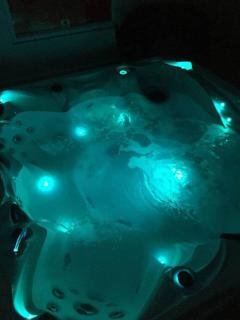 The Marlowe, A Couples Getaway - 7