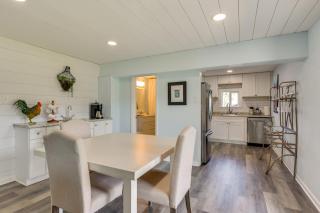 Steps to Sea! Okaloosa Island Gem with Outdoor Oasis - 5