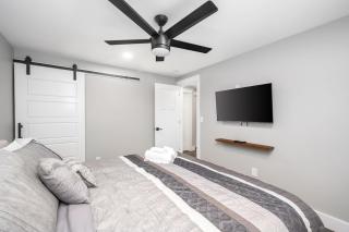 Renovated 4 bed, 2 bath Single Family Home - 4