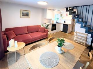 Domek przy czerwonym szlaku - The Red Trail Cabin - 3