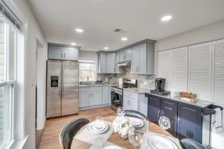 Walk to Leesburg Historic District Family Retreat - 9