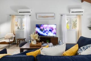 Moko Nest 5-Bed Luxury Pool Villa by Bocobay - 4