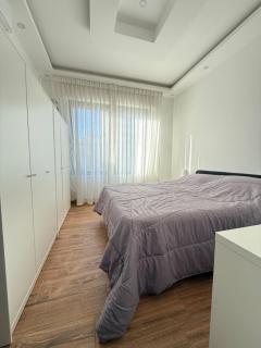 Cozy 2BR Weibdeh Flat with Balcony and View - 6