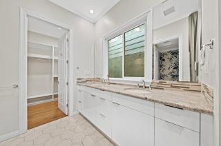 Modern Luxe Villa Pool Rooftop Paradise - 5