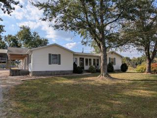 Timber Oaks 2-Home Country Retreat Pond & Hot Tub - 3