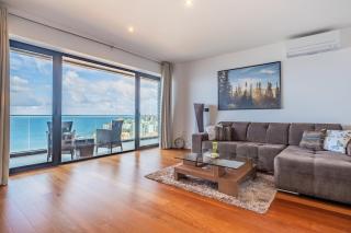 Ocean Vista- T2 Funchal - Bicas - 0