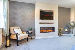 Eden House Luxury 3 Bedroom 6 Sleeper Home Near NEC and Birmingham Airport - 2