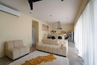 Modern Luxury Villa with Large Pool - BBQ grill - 1