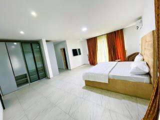 Whitehalls Place - 4