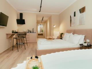 Luxury Apartment with Bath - THE NEST - 5