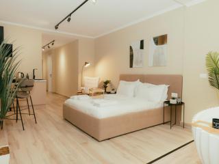 Luxury Apartment with Bath - THE NEST - 4