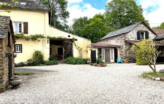 3 Bedroom Amazing Home In Jouqueviel - 0