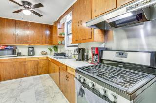 2 Mi to Nicholls State University Home with Yard - 9