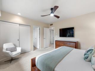 Makena Surf B201 Beachfront Resort - 4