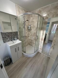 Nottingham City Centre 3 Bedrooms Free Parking - Nottingham - 3