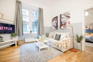 Most Central Budapest Home - 2 min to NewYork Cafe - 6