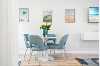 Siesta Key, Heated Pool, Dock on Lagoon, Turtle Beach 1 mile and Crescent Beach 2 miles, 1bdr - 3