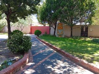 Jomus Guest House - 2