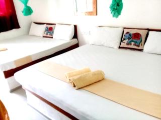 Share Safari Cottage - 1