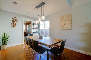 Marbella Lane - 4BR Home Away From Home Ldry - 9