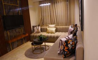 Cozy modern studio - 2