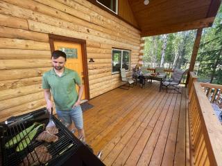 Riverfront, Authentic, Luxury Log Cabin-Bull Moose - 7
