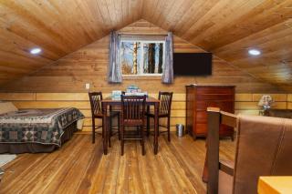 Riverfront, Authentic, Luxury Log Cabin-Bull Moose - 1