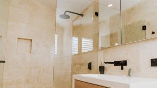 Standing Stones Shelly Beach - 2